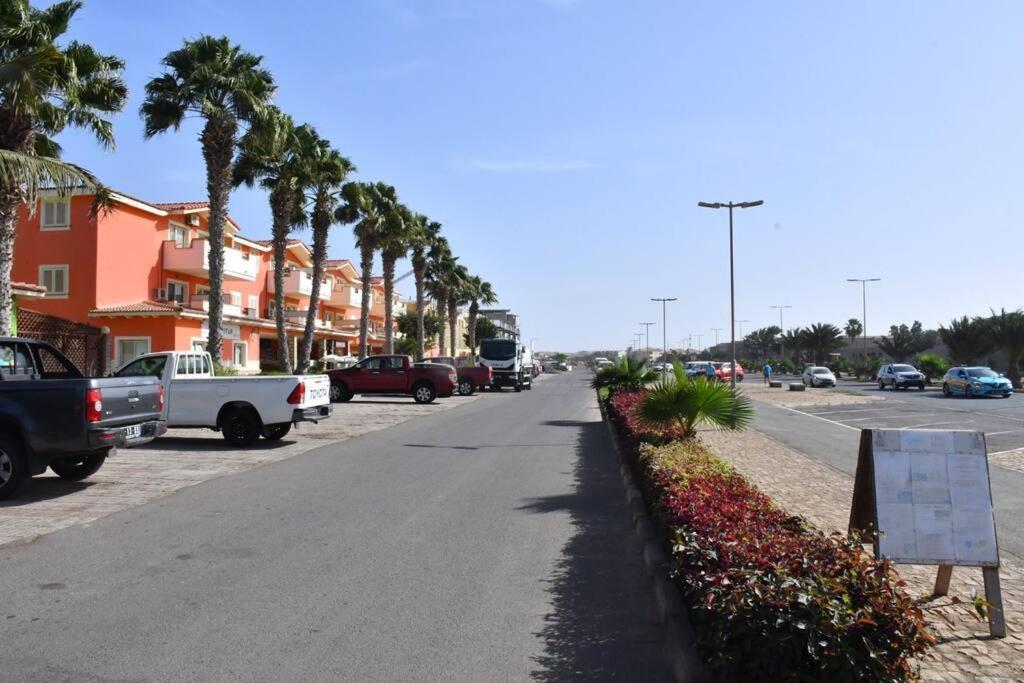 Апартаменты Kyaala Djadsal Moradias Pool&Sea Санта-Мария Экстерьер фото